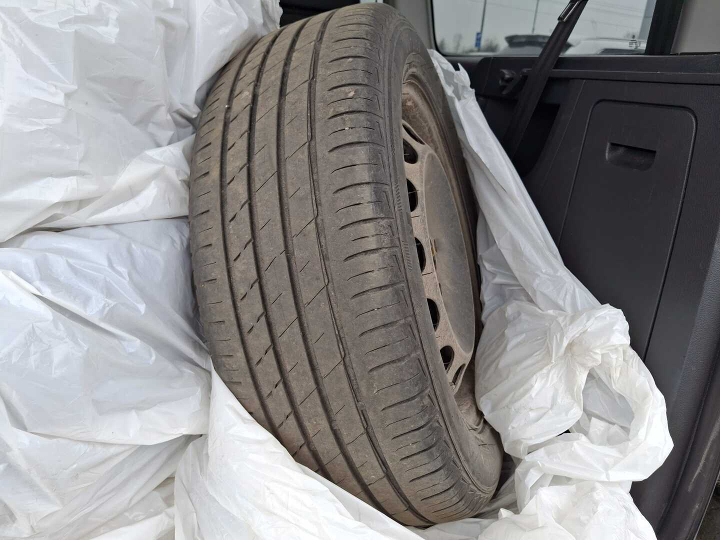 VOLKSWAGEN Caddy Maxi 2014