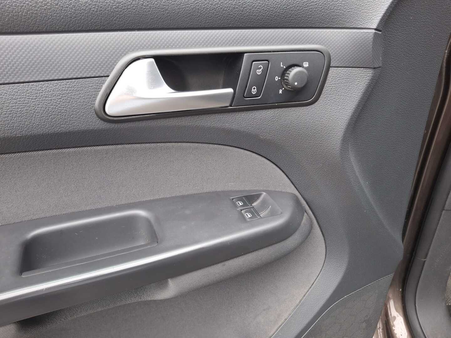 VOLKSWAGEN Caddy Maxi 2014