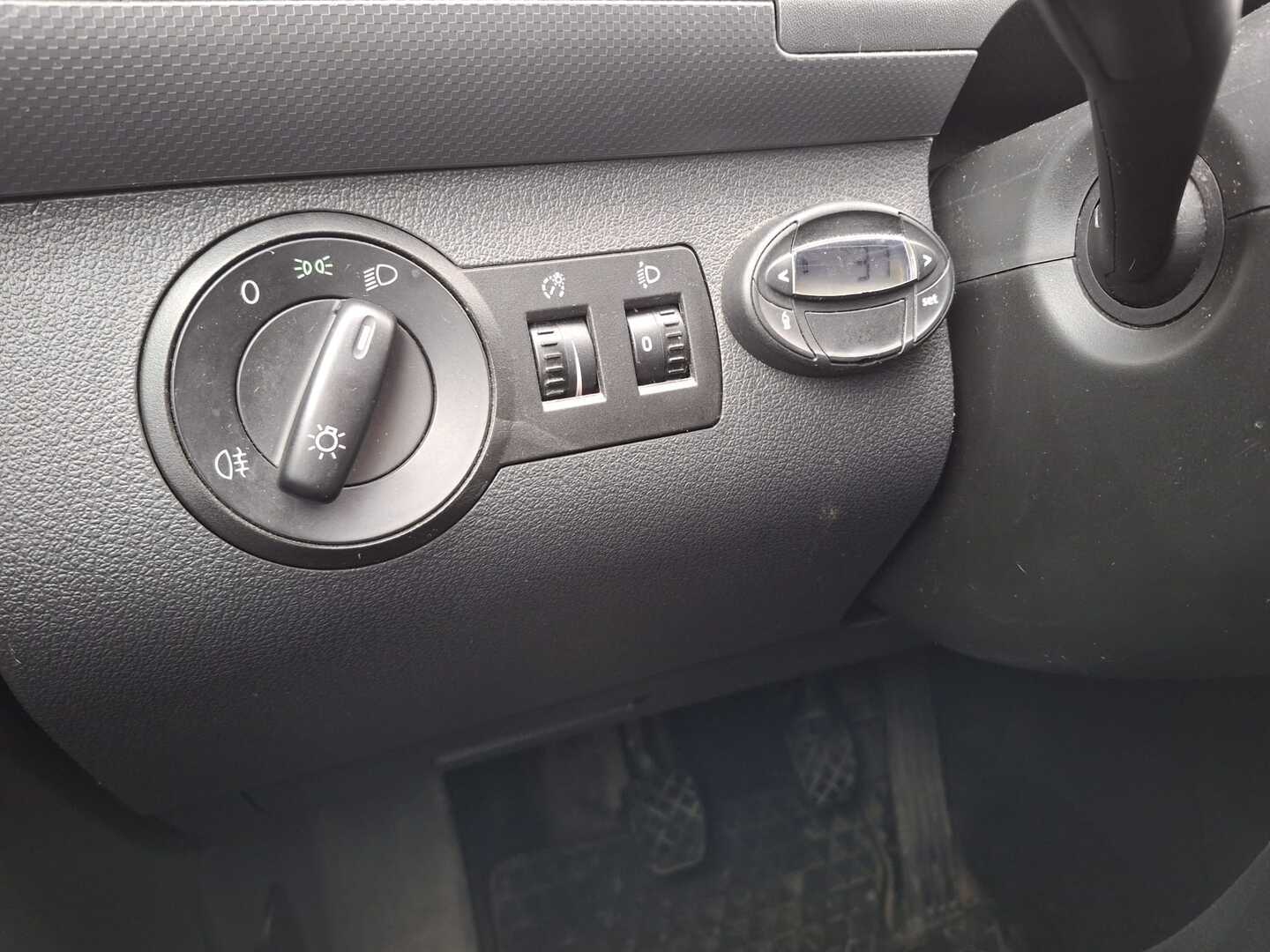 VOLKSWAGEN Caddy Maxi 2014