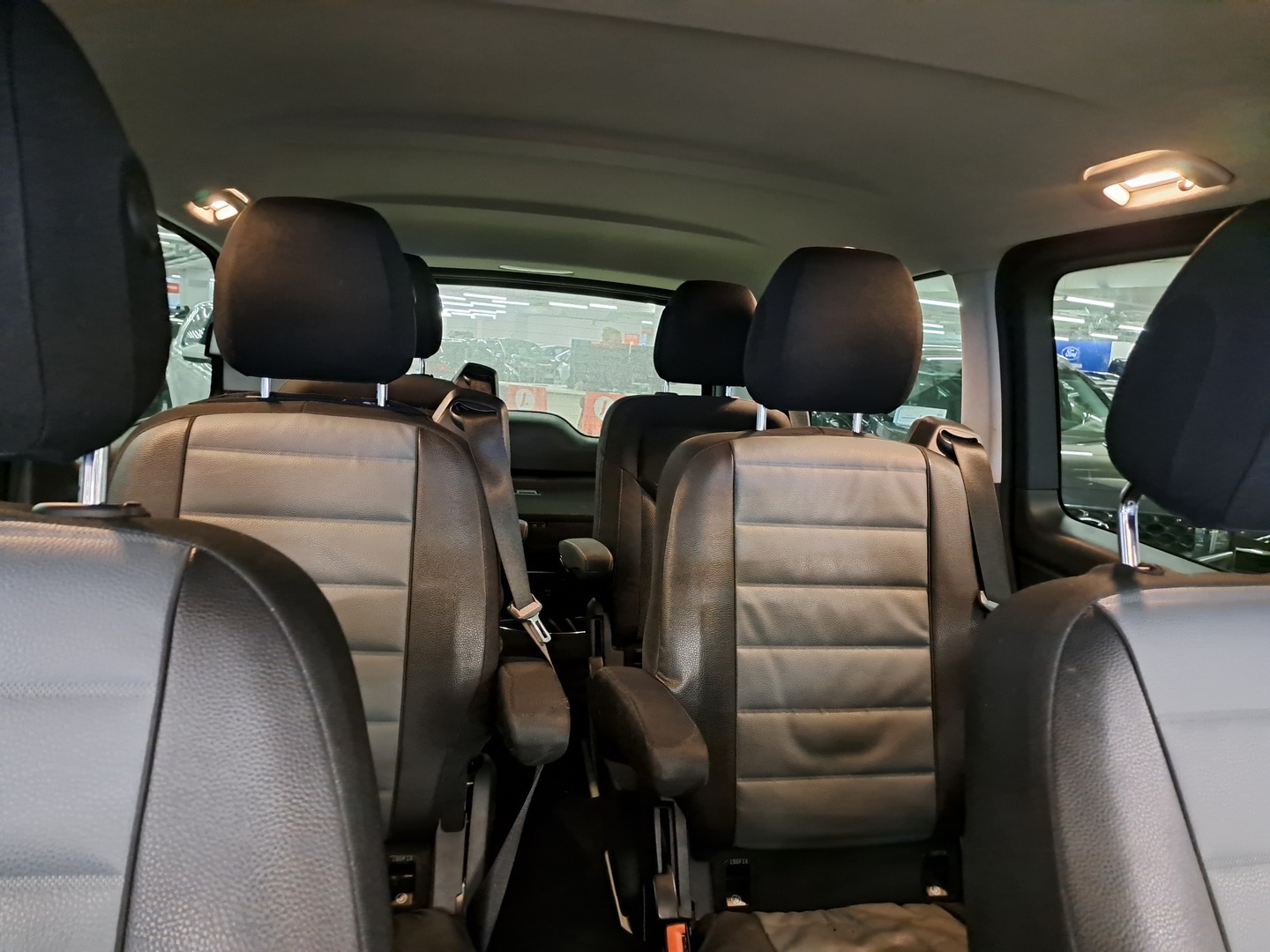 MERCEDES-BENZ V 2015