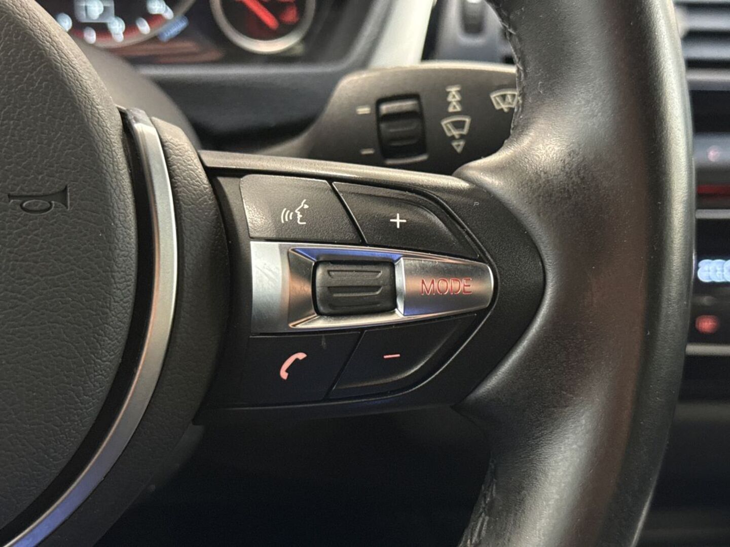 BMW 318 Gran Turismo 2016