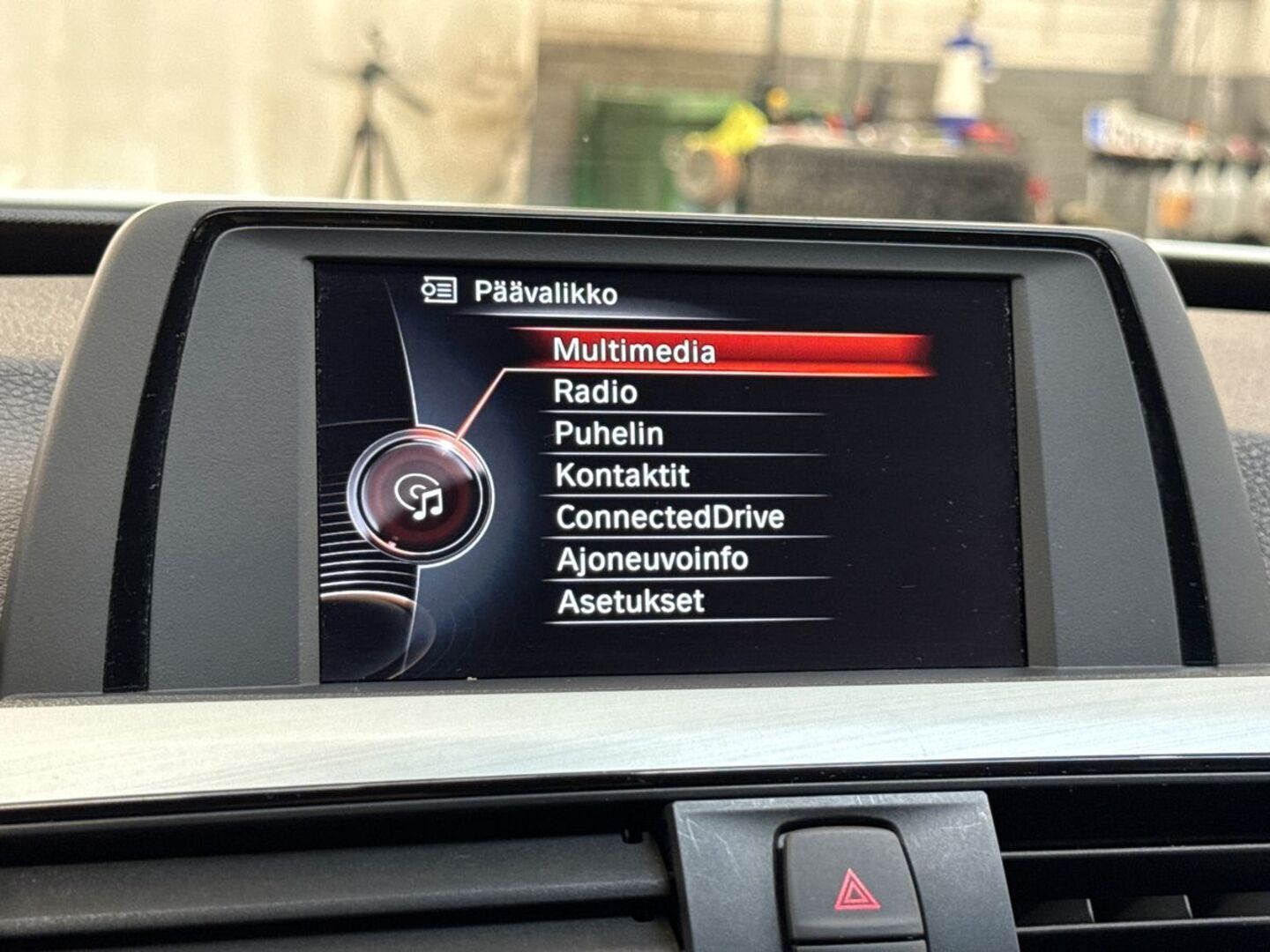 BMW 318 Gran Turismo 2016