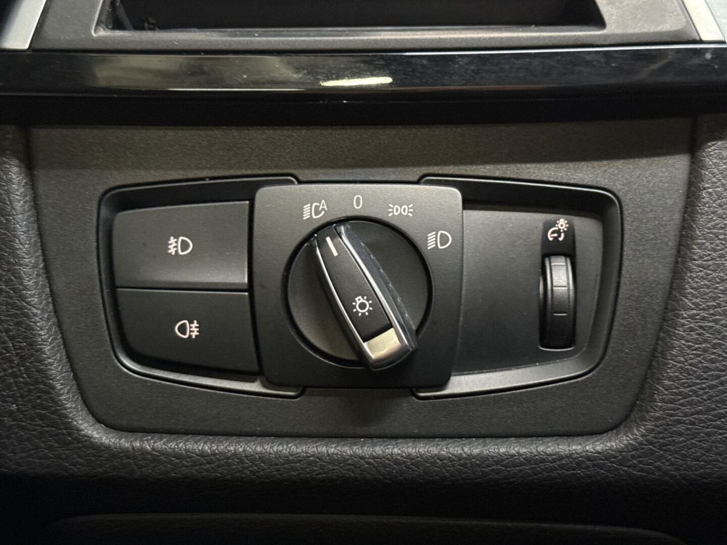 BMW 318 Gran Turismo 2016