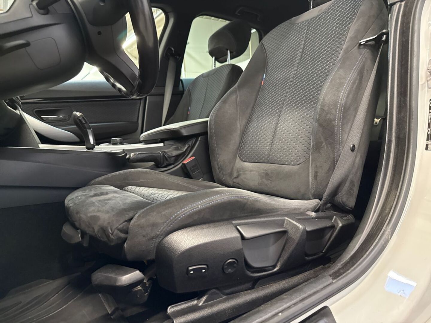 BMW 318 Gran Turismo 2016