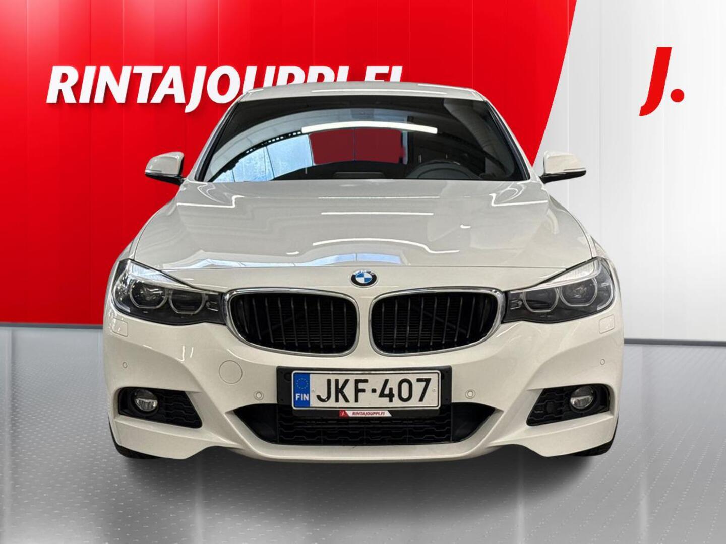 BMW 318 Gran Turismo 2016