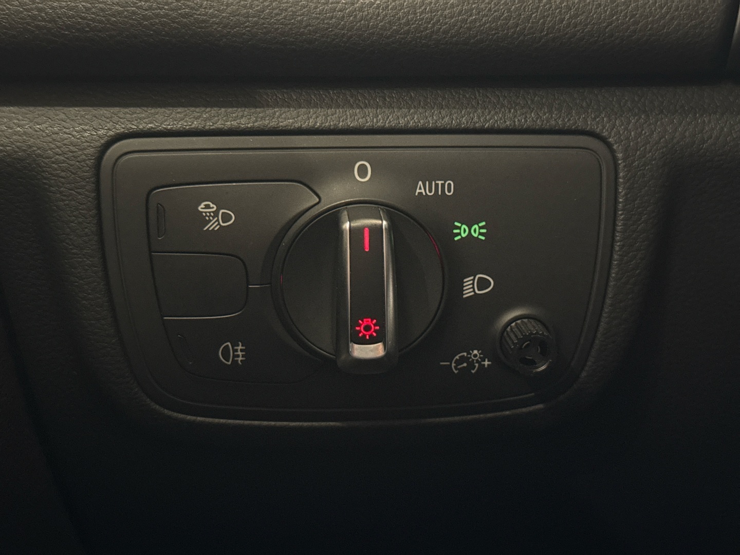 AUDI A6 2012