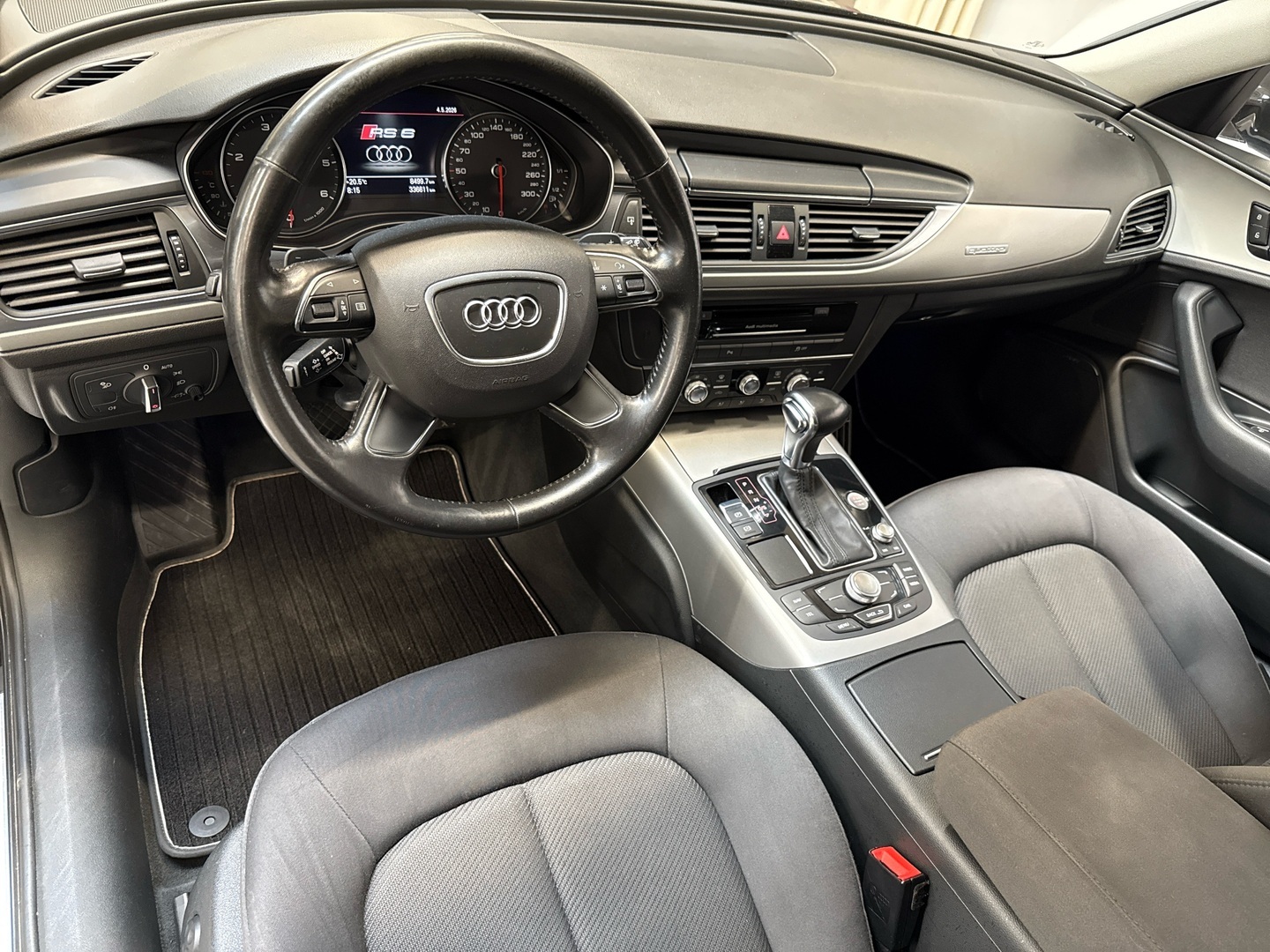AUDI A6 2012