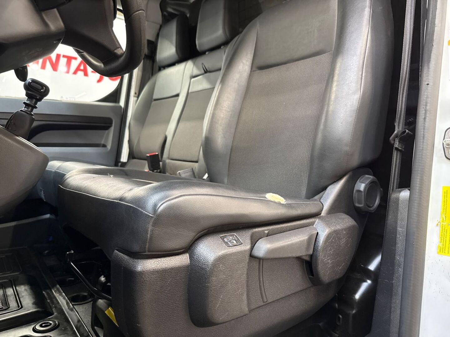 TOYOTA Proace 2021