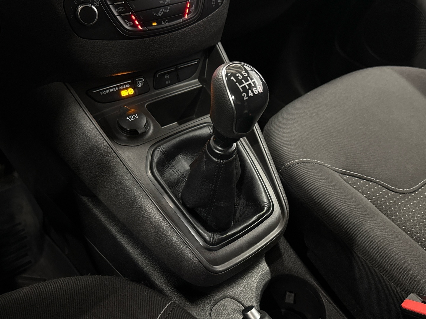 FORD Transit Courier 2021