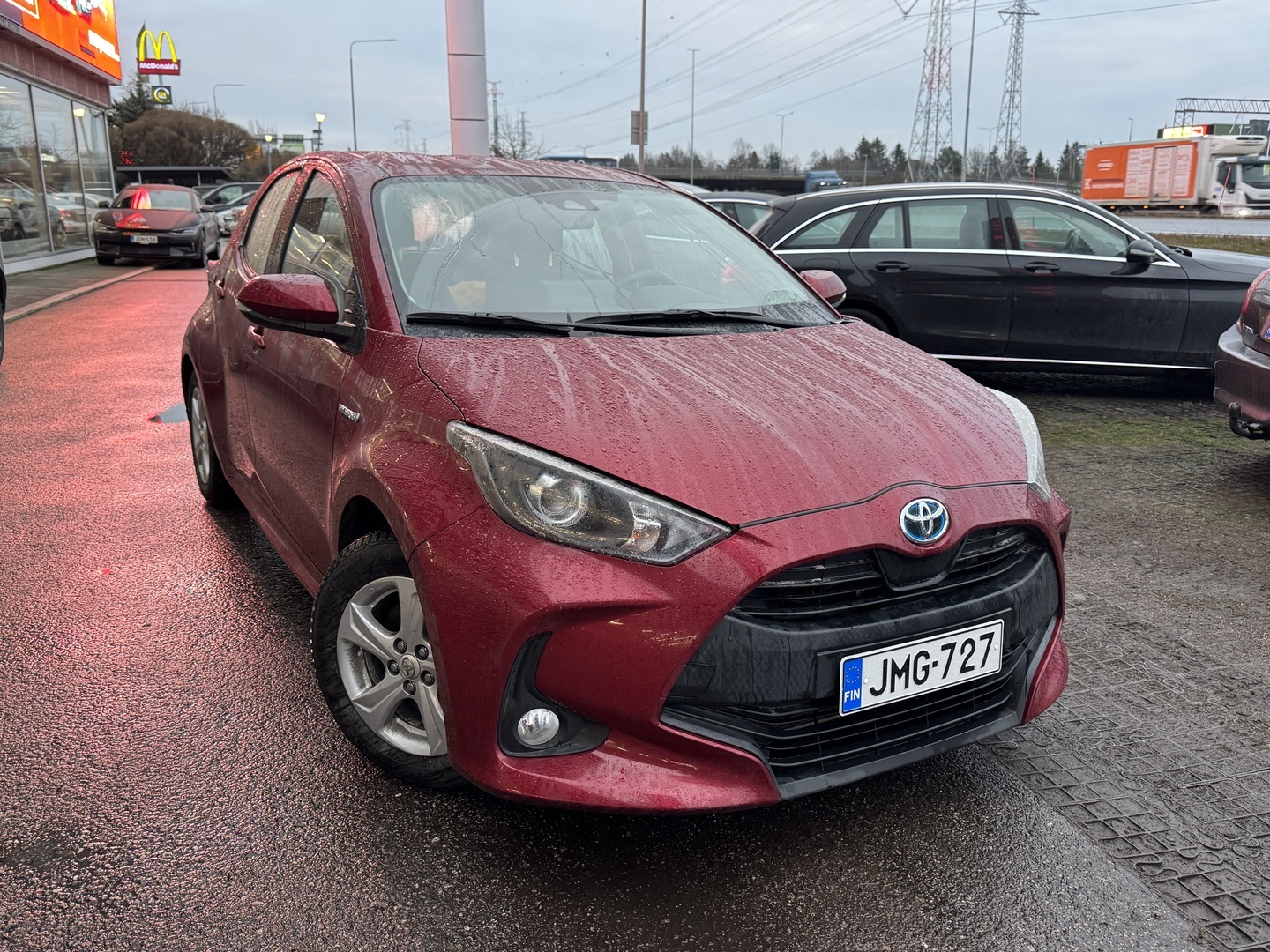 TOYOTA Yaris 2021