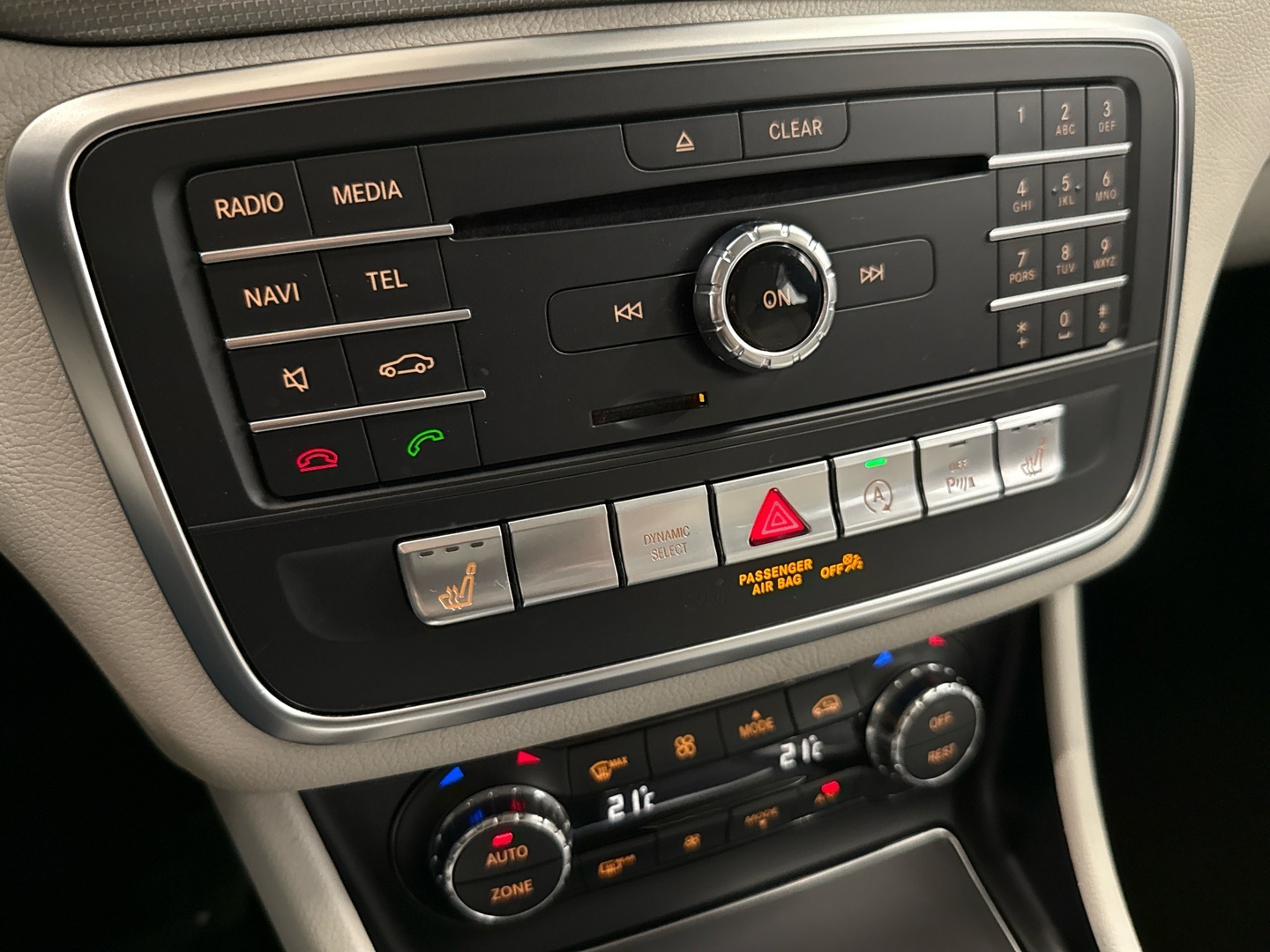 MERCEDES-BENZ CLA 2017