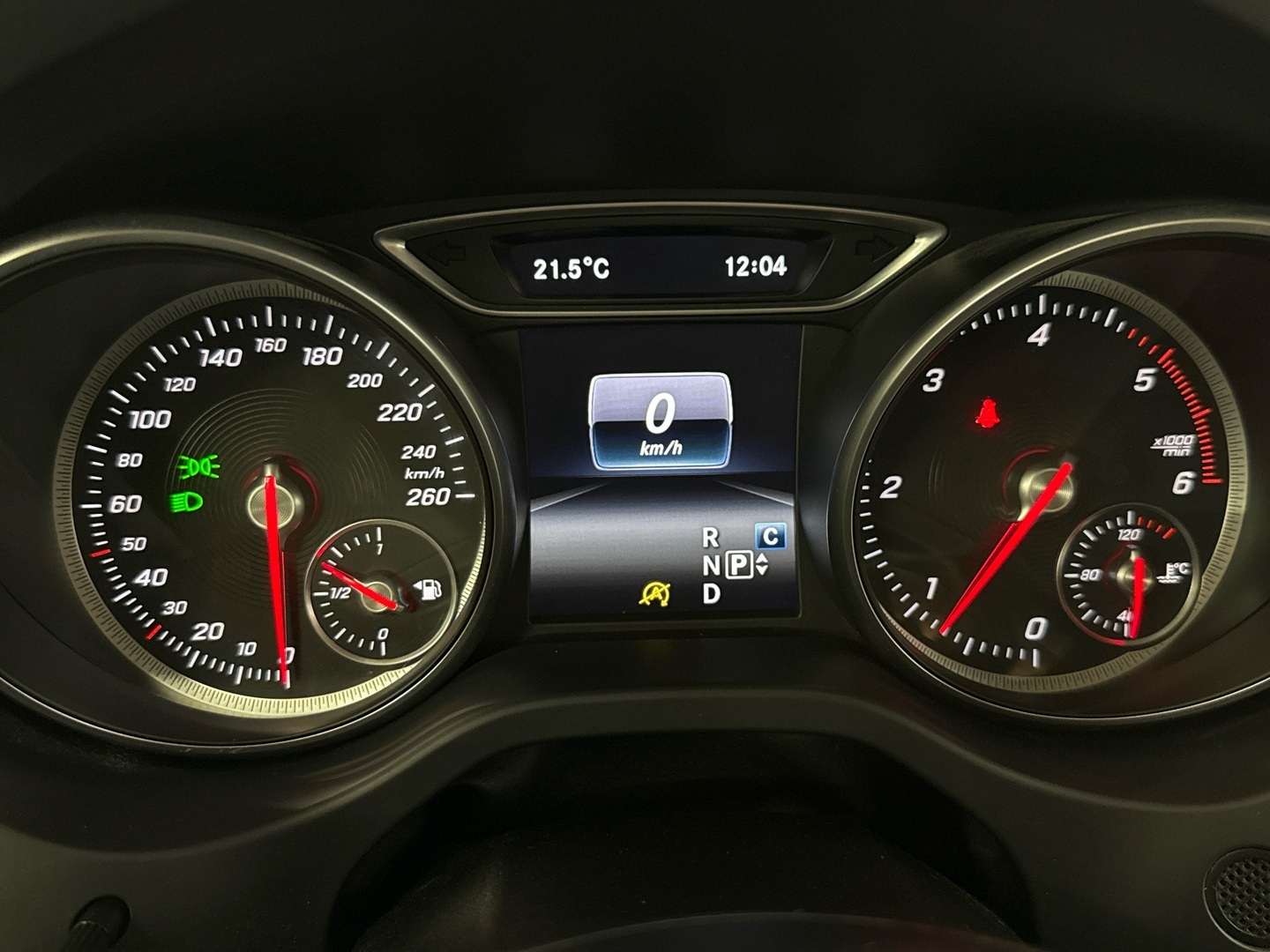 MERCEDES-BENZ CLA 2017