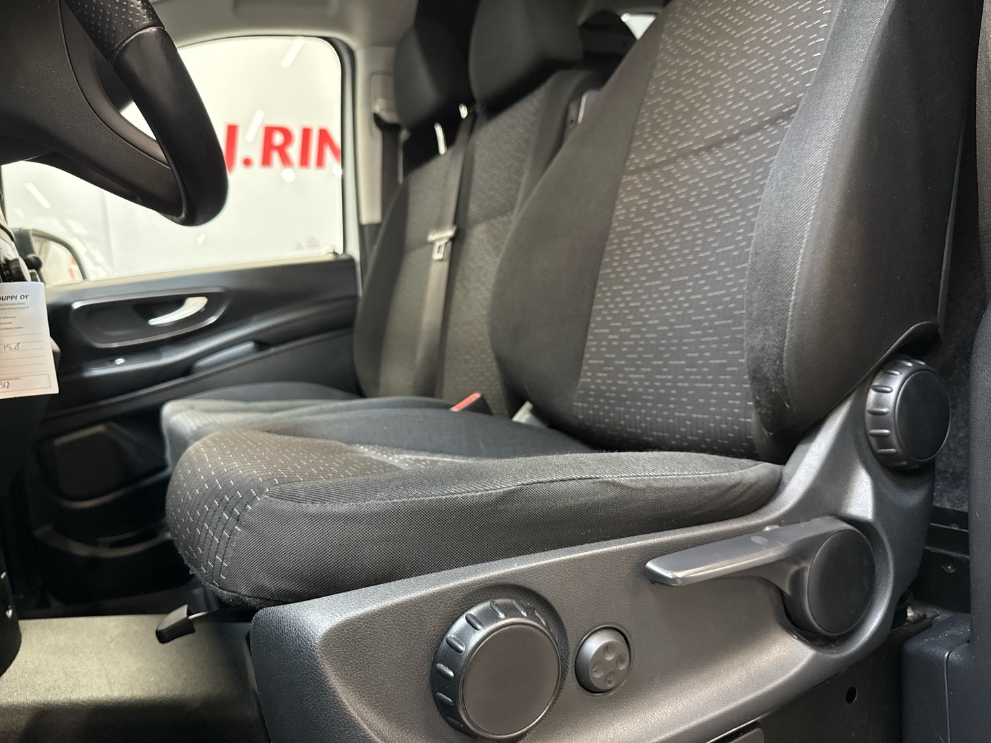 MERCEDES-BENZ Vito 2022