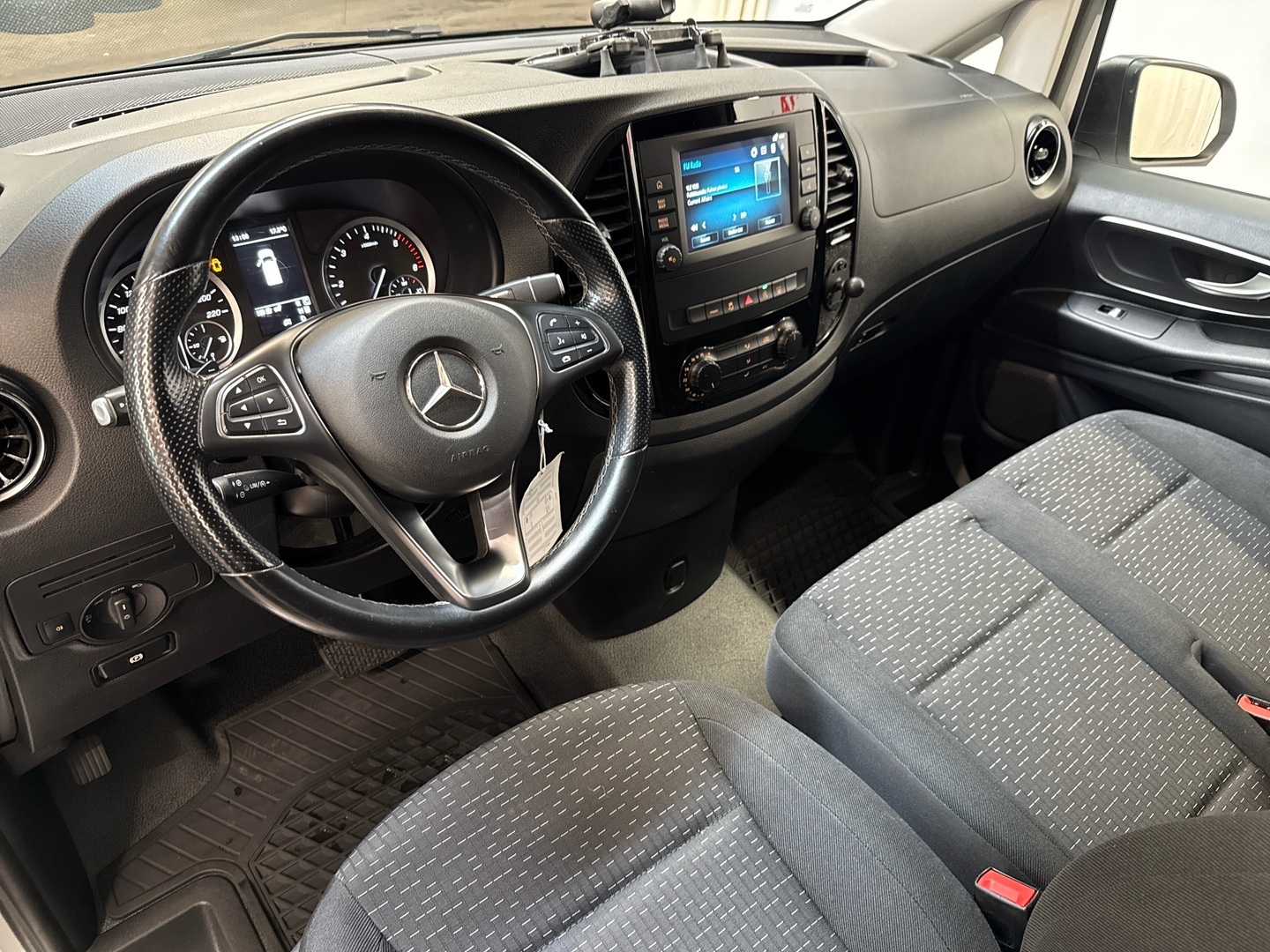 MERCEDES-BENZ Vito 2022