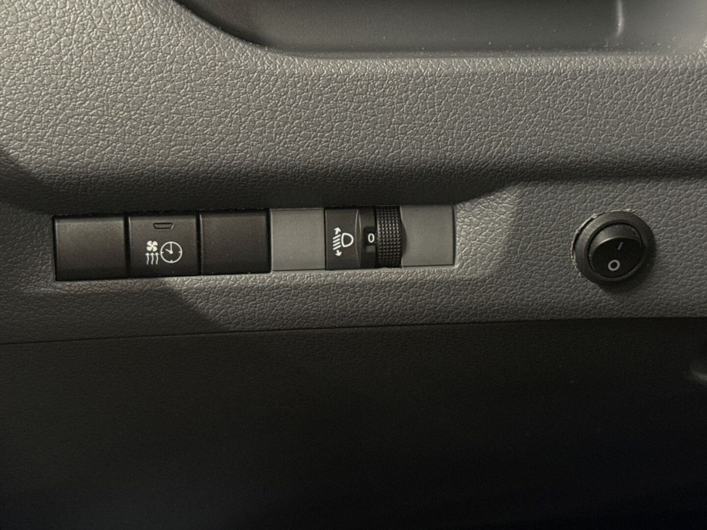 PEUGEOT Expert 23