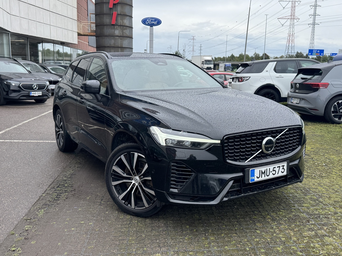 VOLVO XC60 2023
