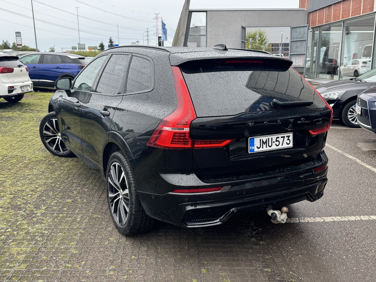 VOLVO XC60 2023