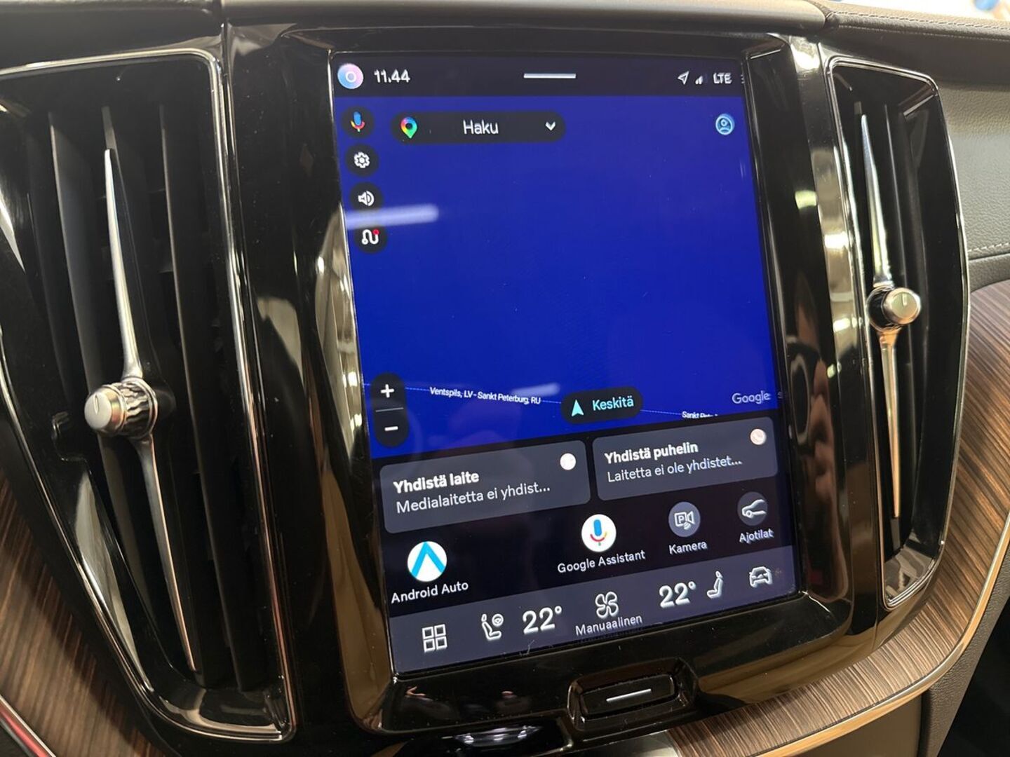 VOLVO XC60 22