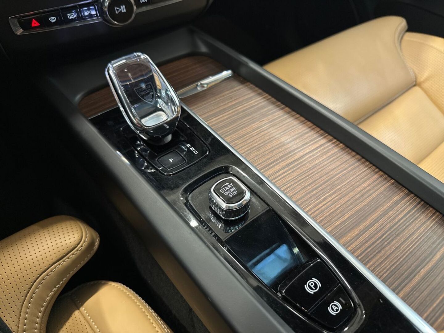 VOLVO XC60 27