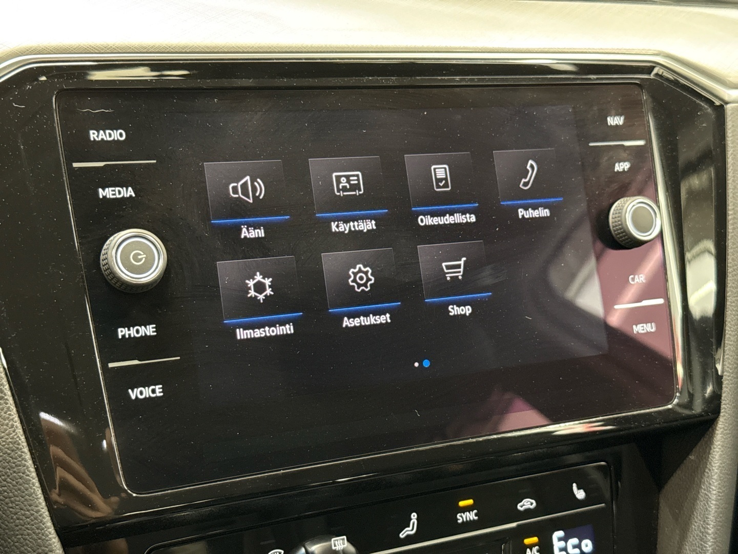 VOLKSWAGEN Passat 2021