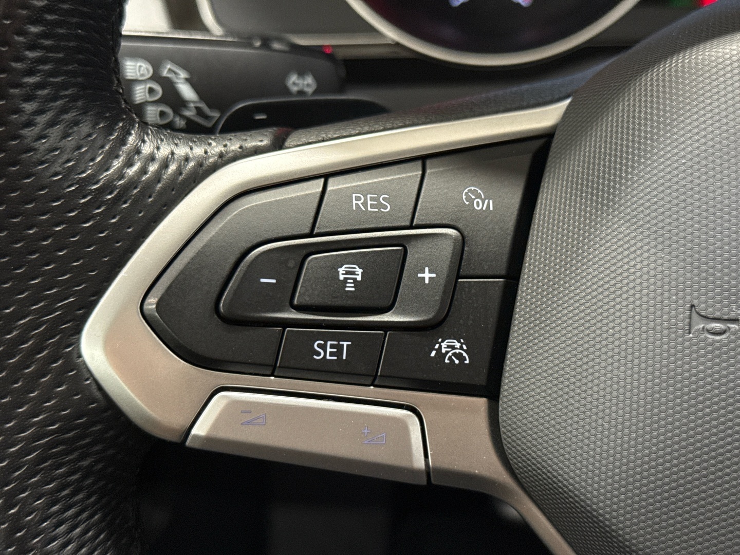 VOLKSWAGEN Passat 2021