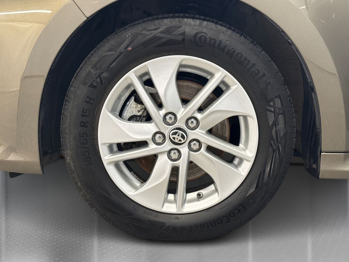 TOYOTA Yaris 2024
