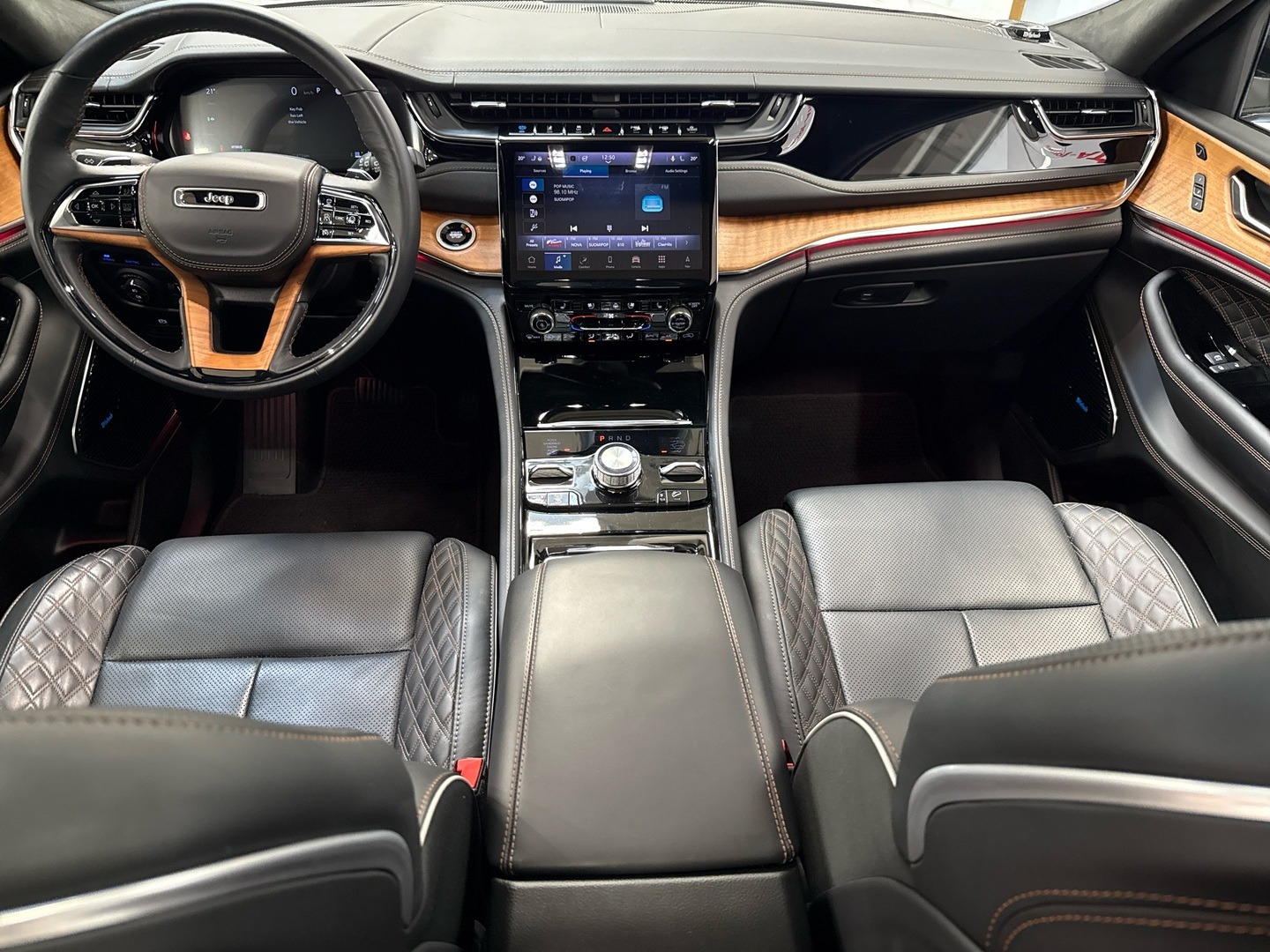 JEEP Grand Cherokee 2024