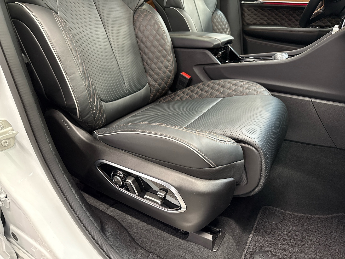 JEEP Grand Cherokee 2024