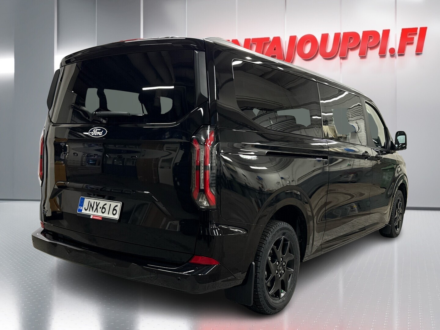 FORD Tourneo Custom 2025