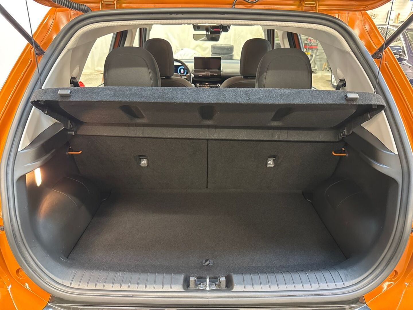 HYUNDAI INSTER 2025