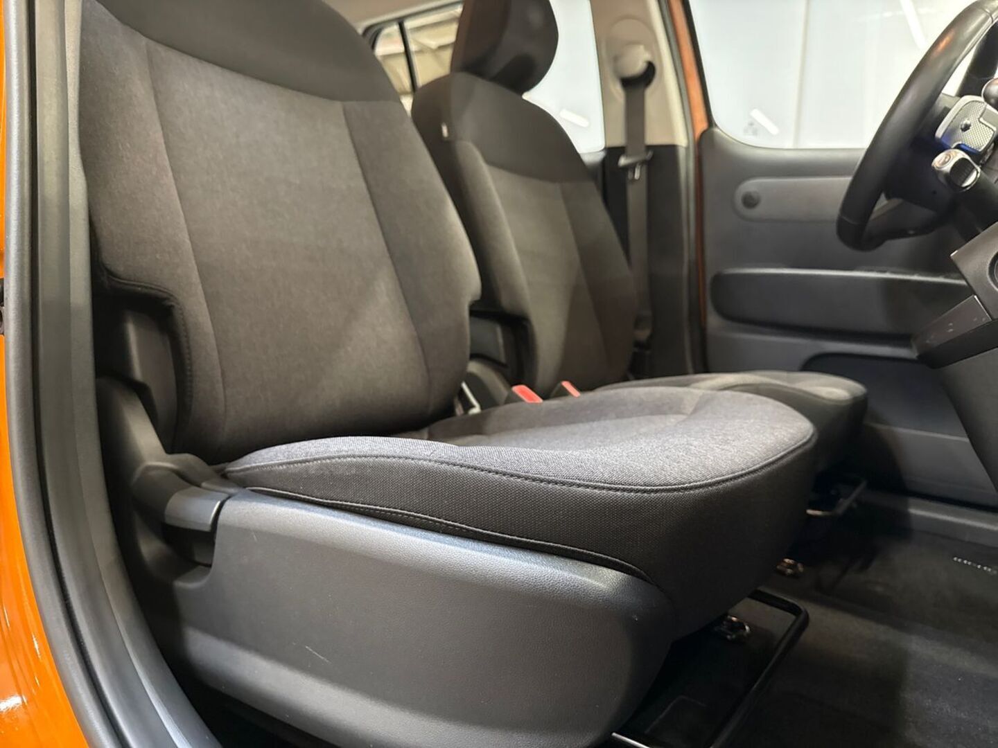 HYUNDAI INSTER 2025