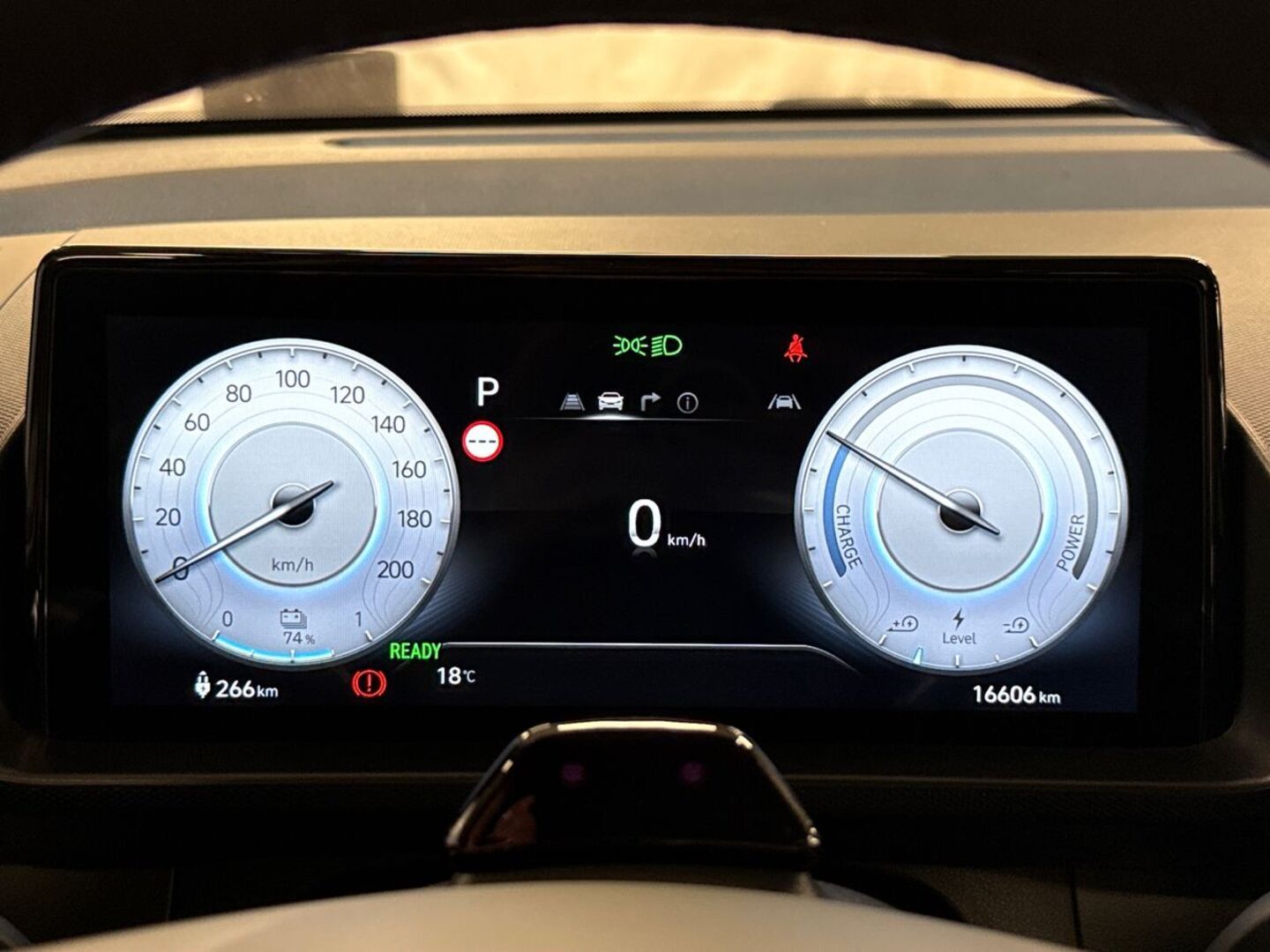 HYUNDAI INSTER 2025