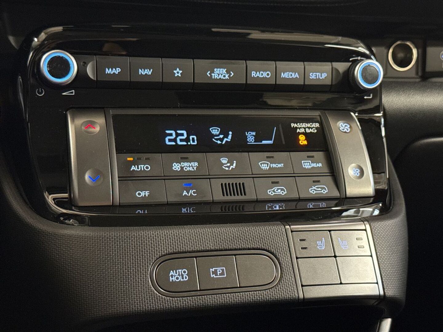 HYUNDAI INSTER 2025