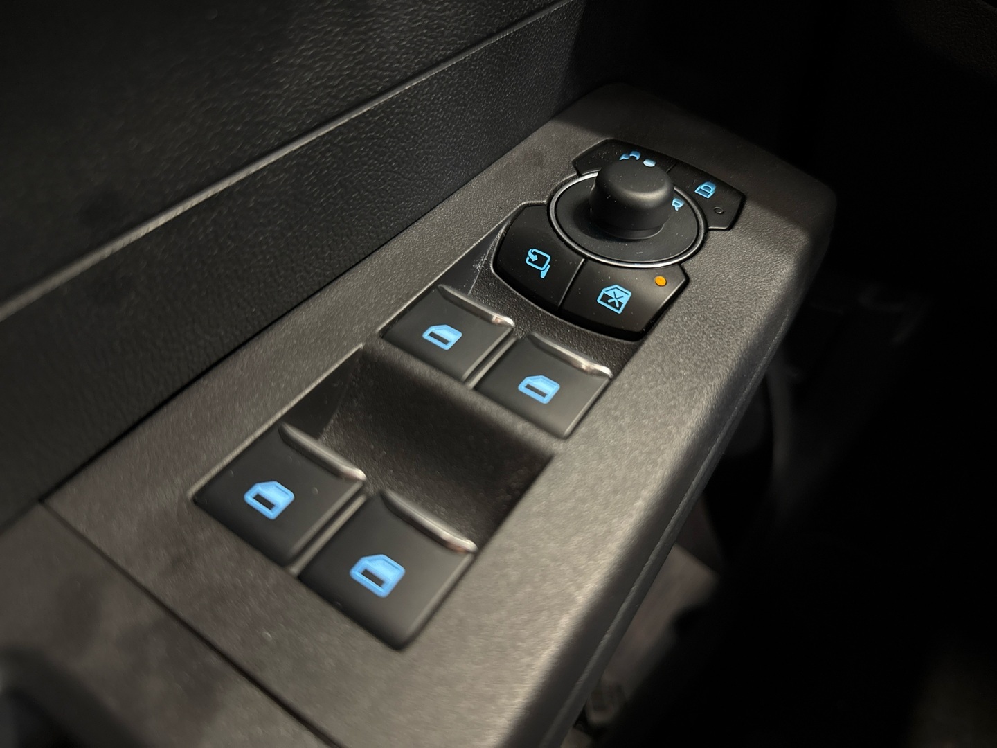 FORD Tourneo Courier 2025