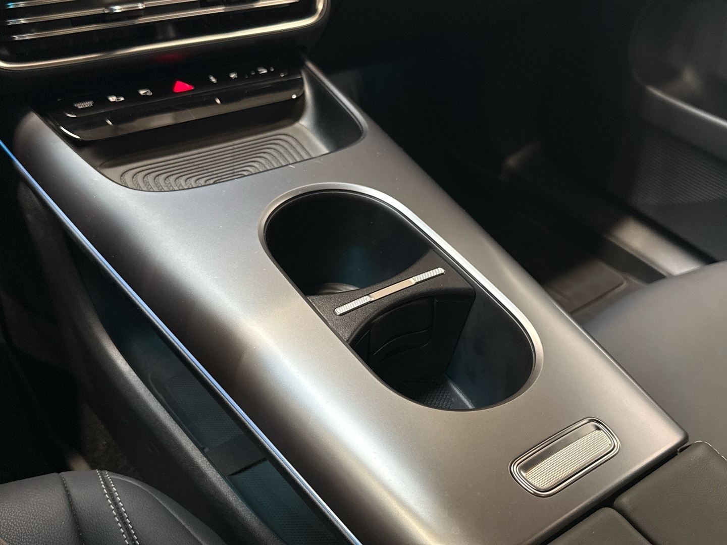 MERCEDES-BENZ CLA 2025
