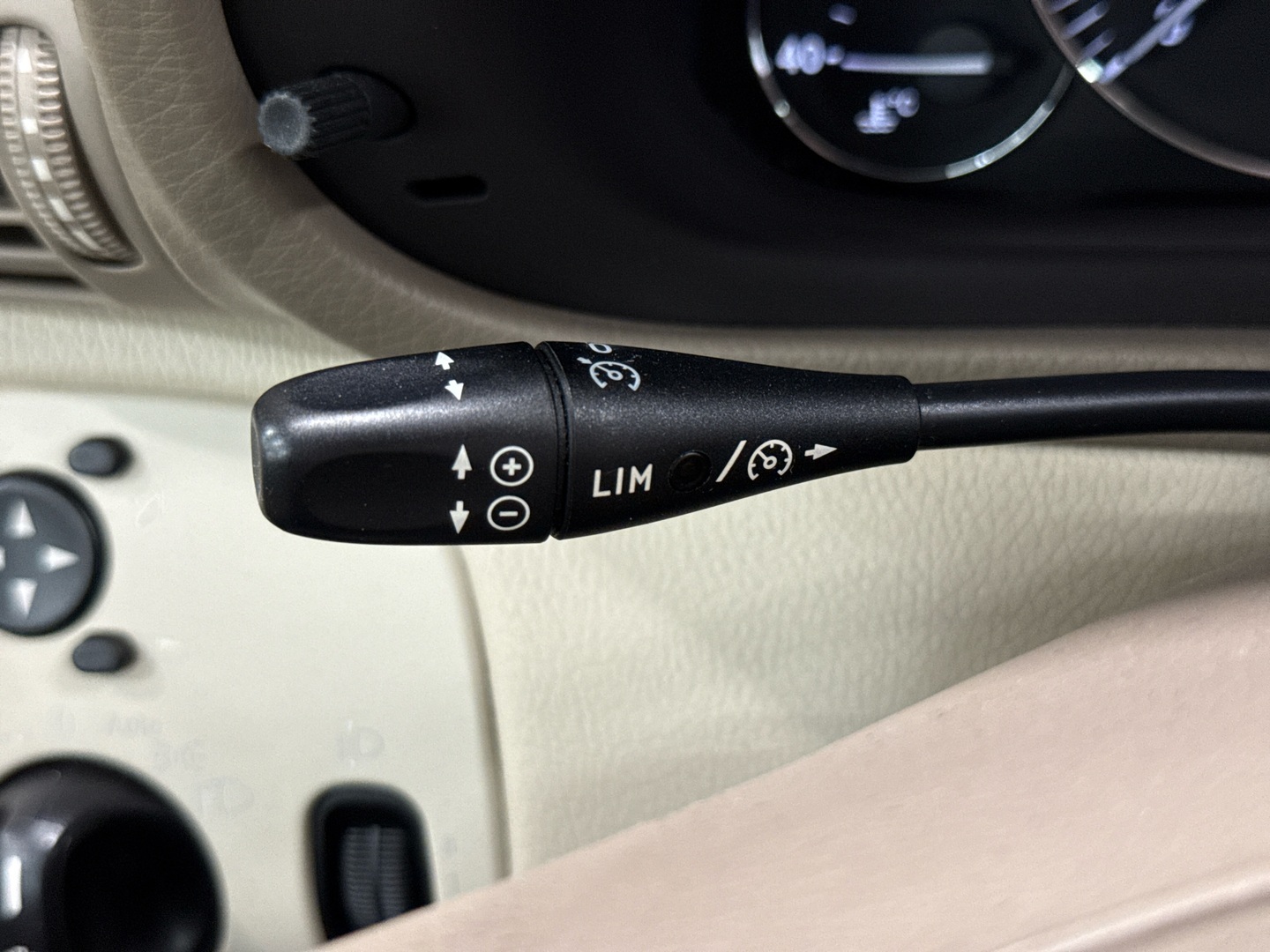 MERCEDES-BENZ C 2006