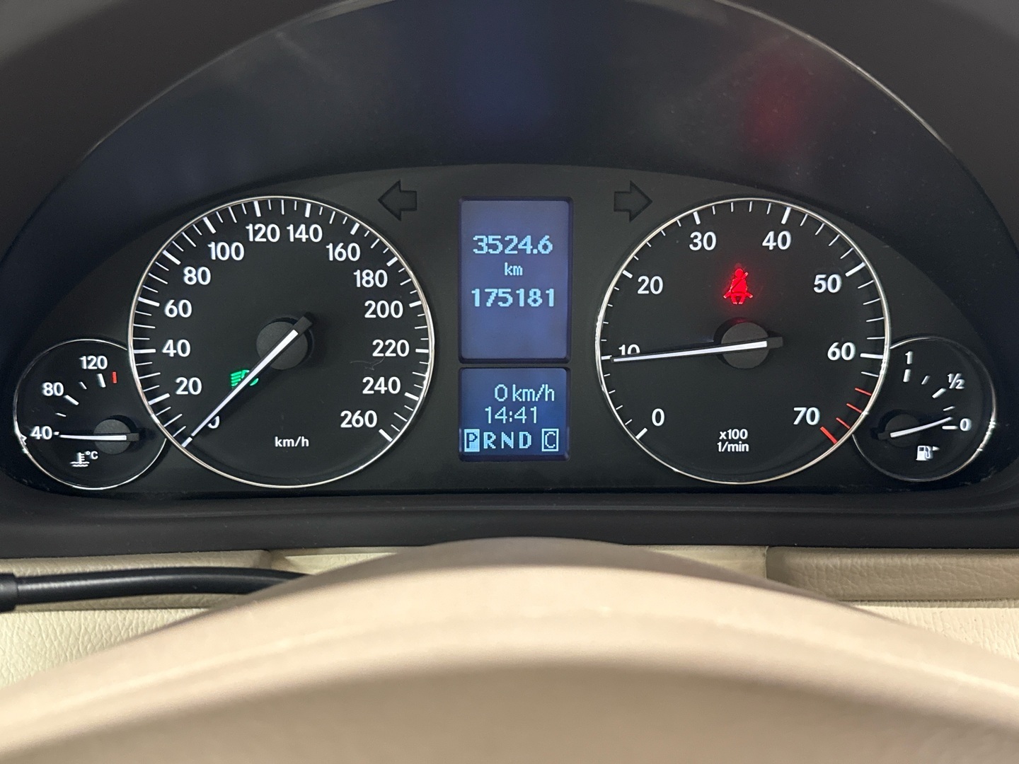 MERCEDES-BENZ C 2006