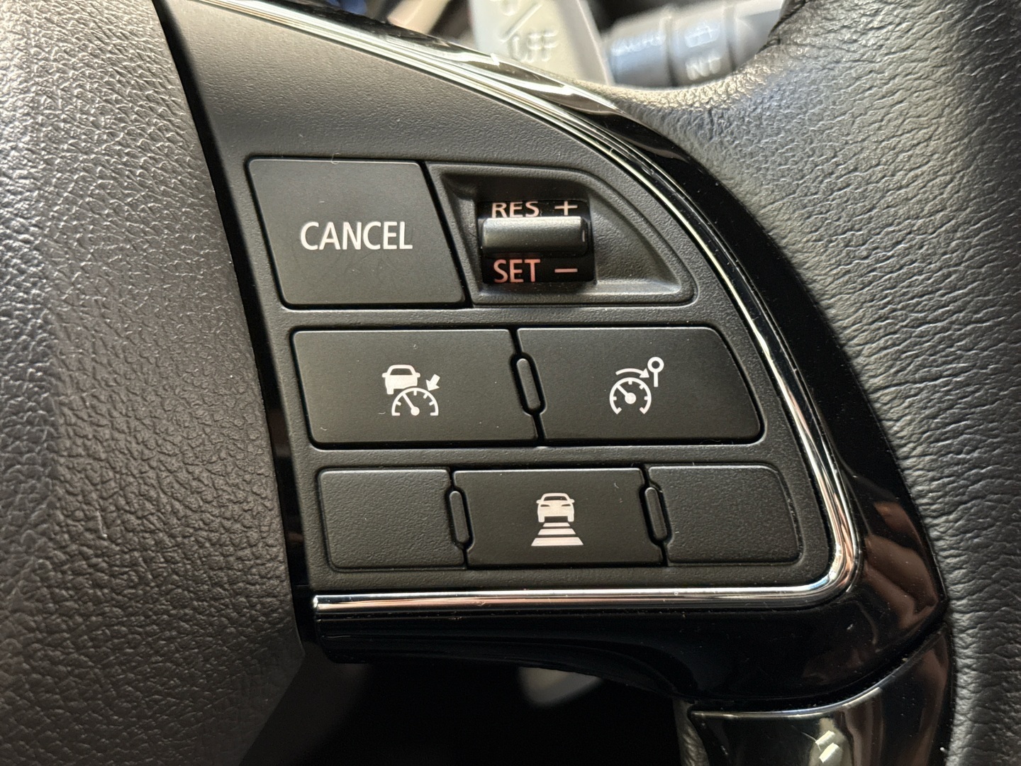 MITSUBISHI Eclipse Cross 2022