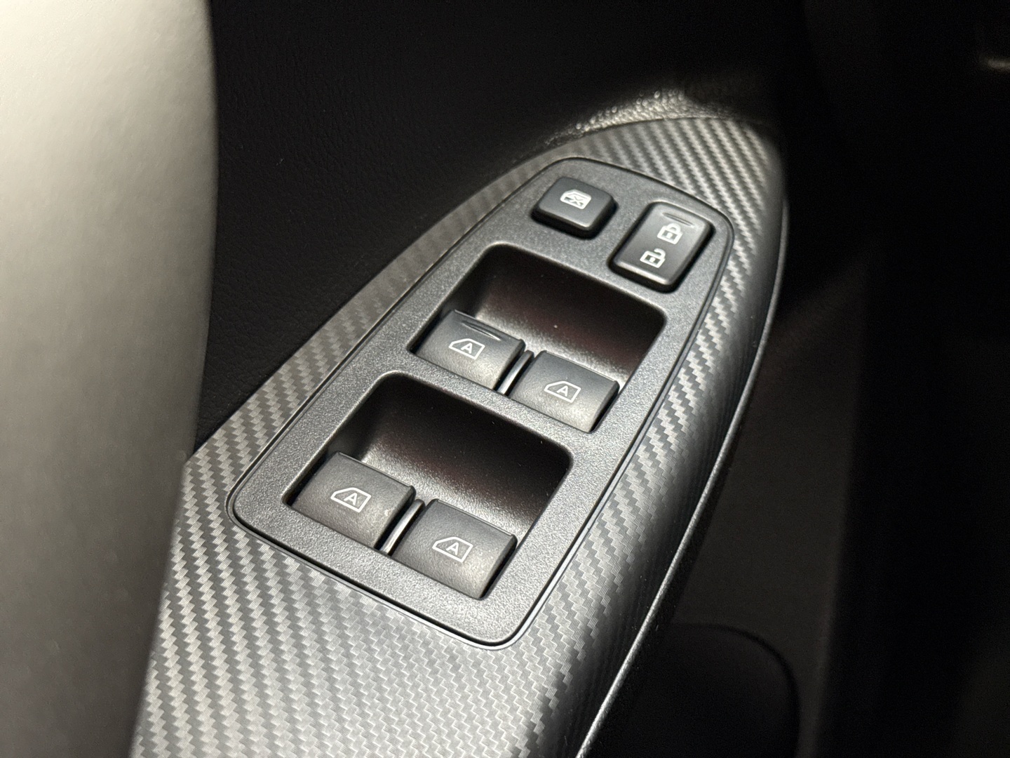 MITSUBISHI Eclipse Cross 2022