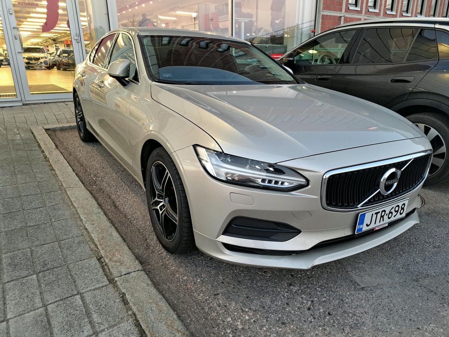 VOLVO S90 2017