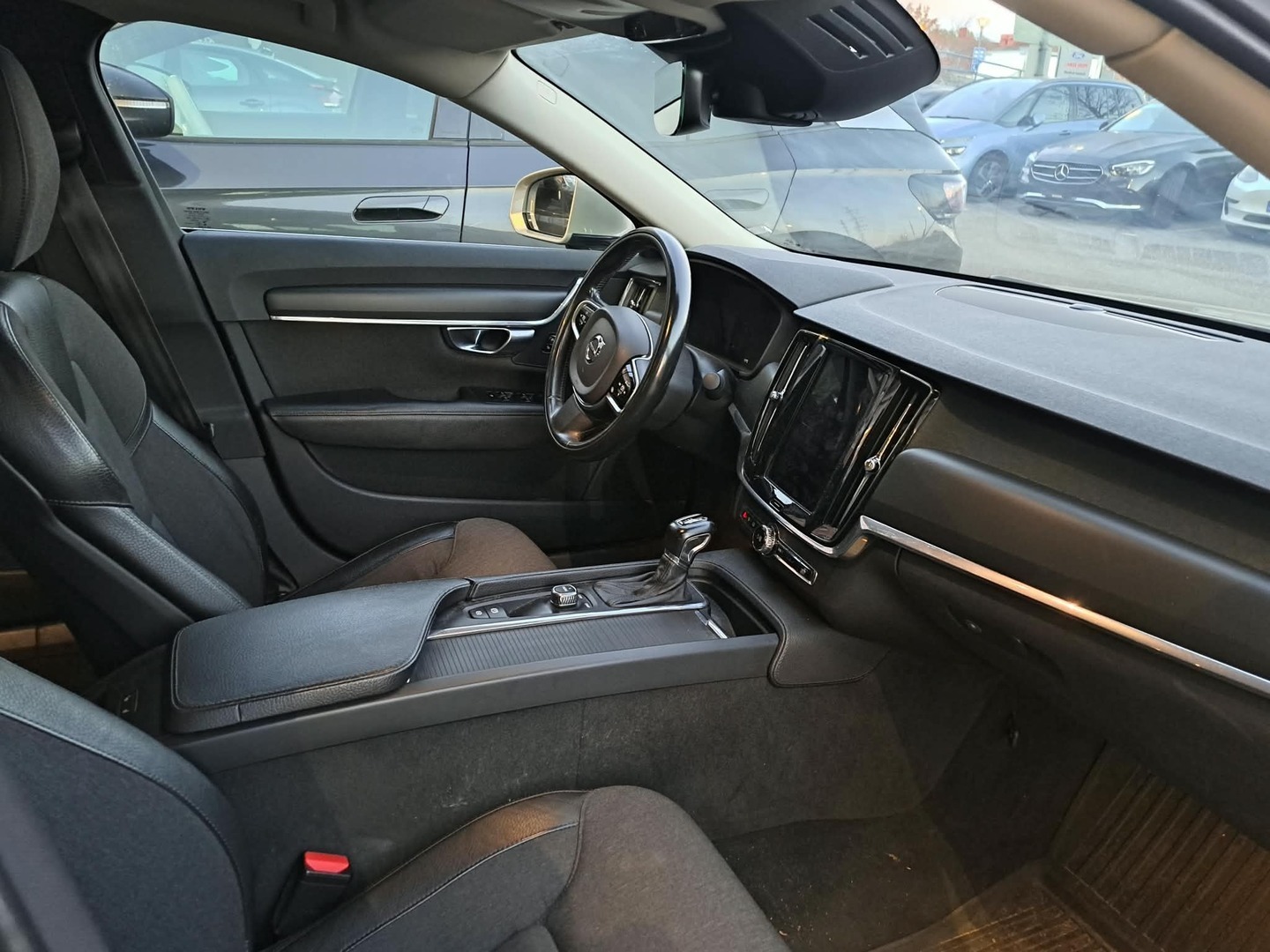 VOLVO S90 2017