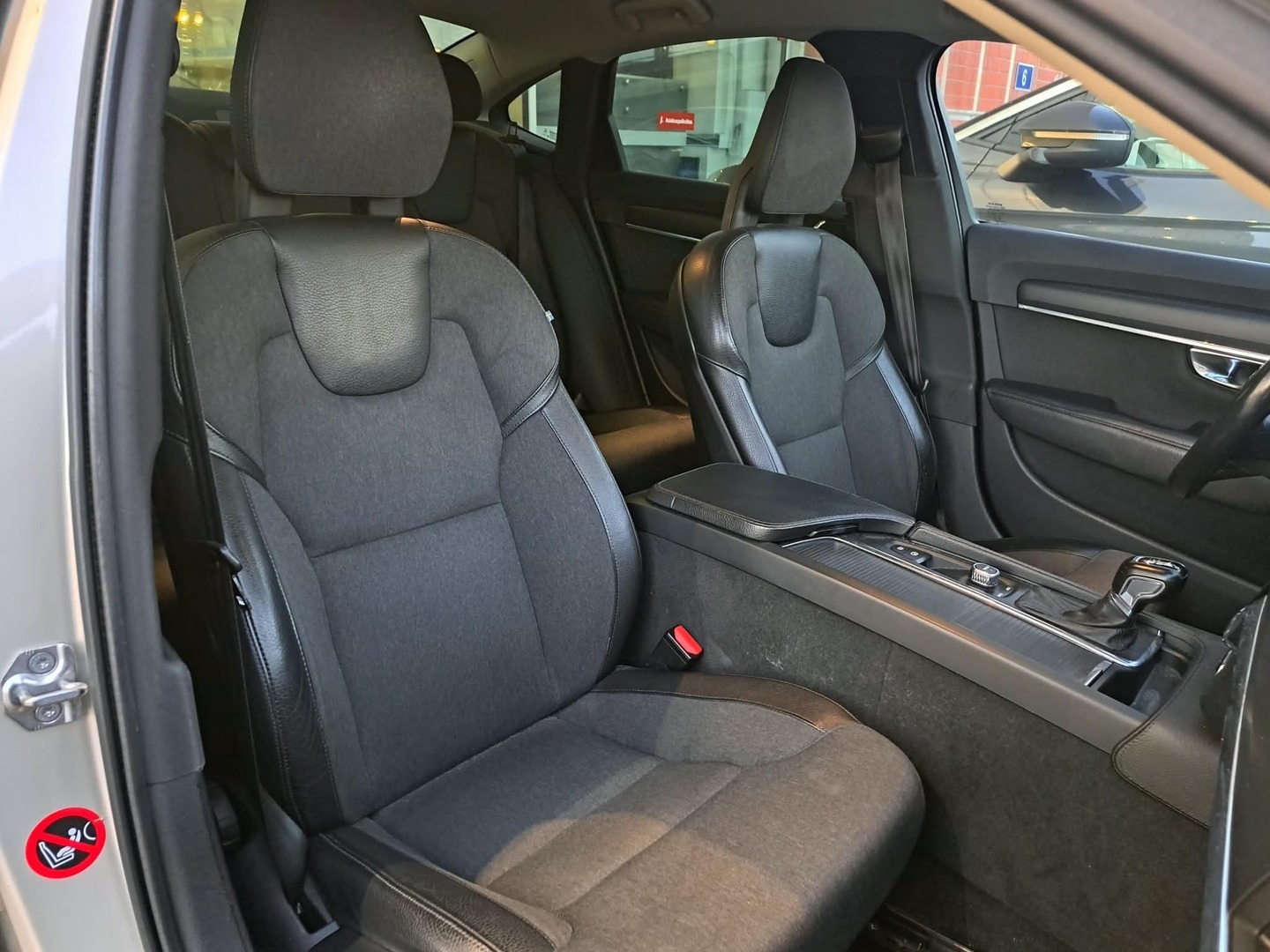 VOLVO S90 2017