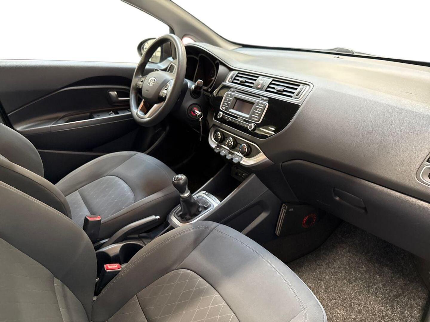 KIA Rio 2016