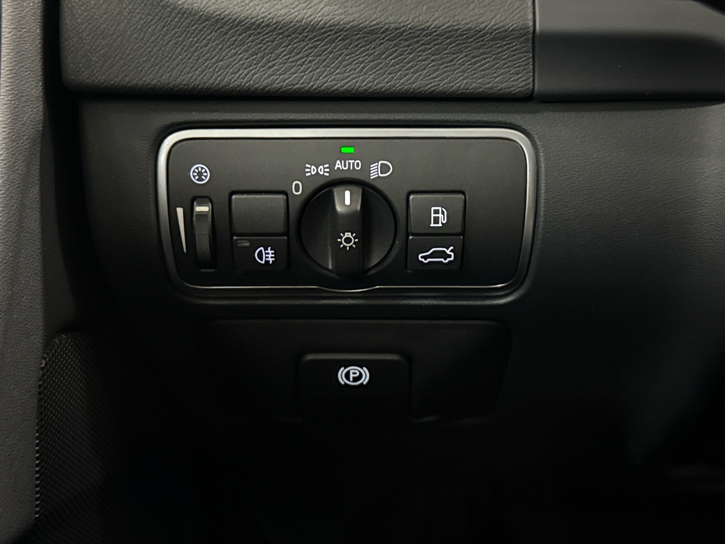 VOLVO V60 Cross Country 2016