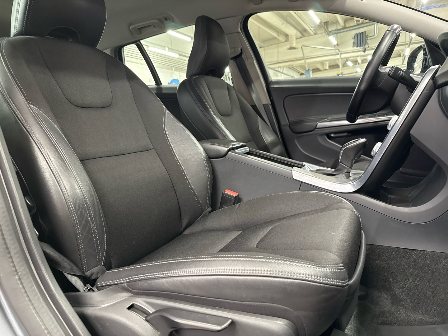 VOLVO V60 Cross Country 2016