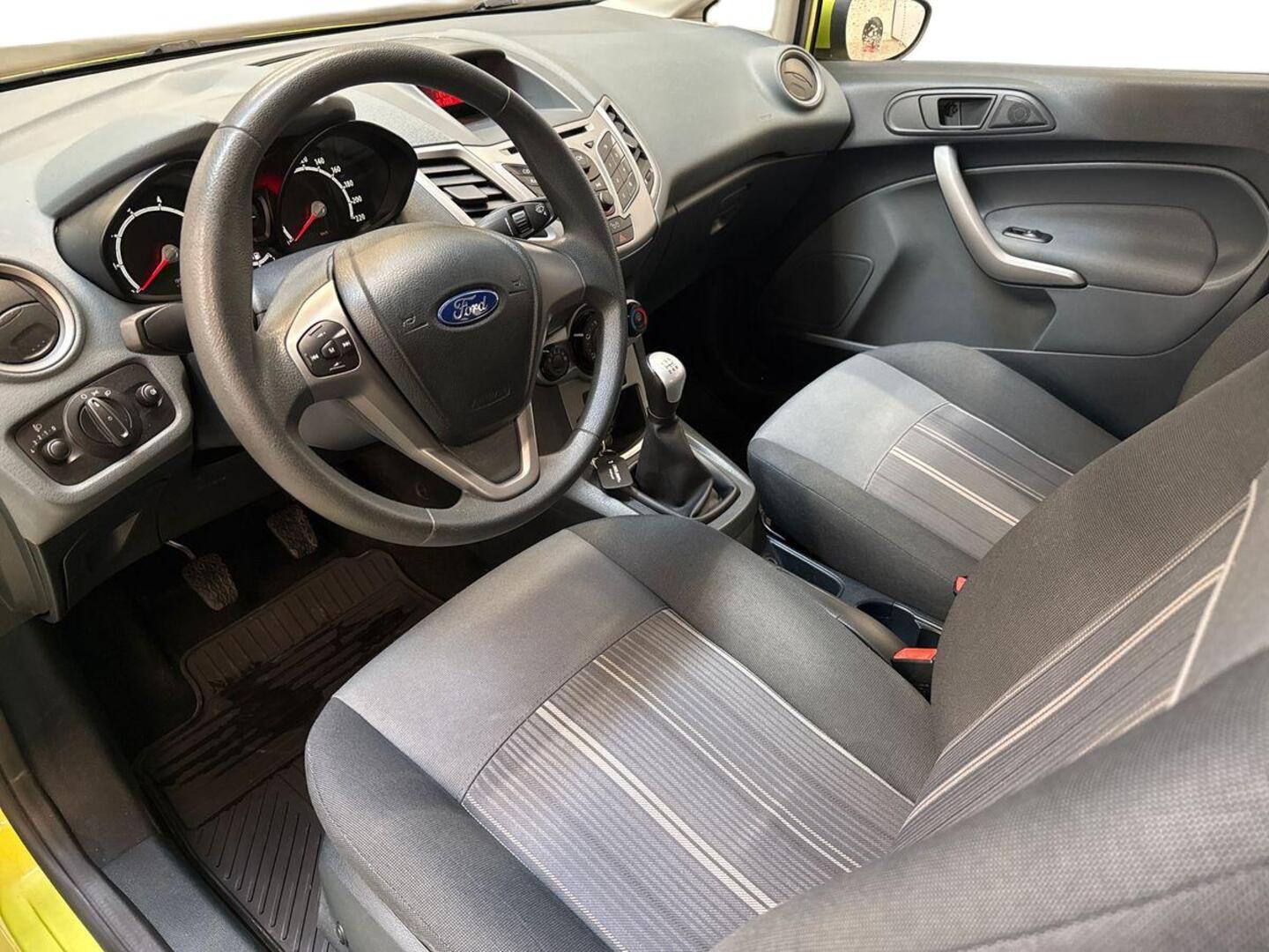FORD Fiesta 2009