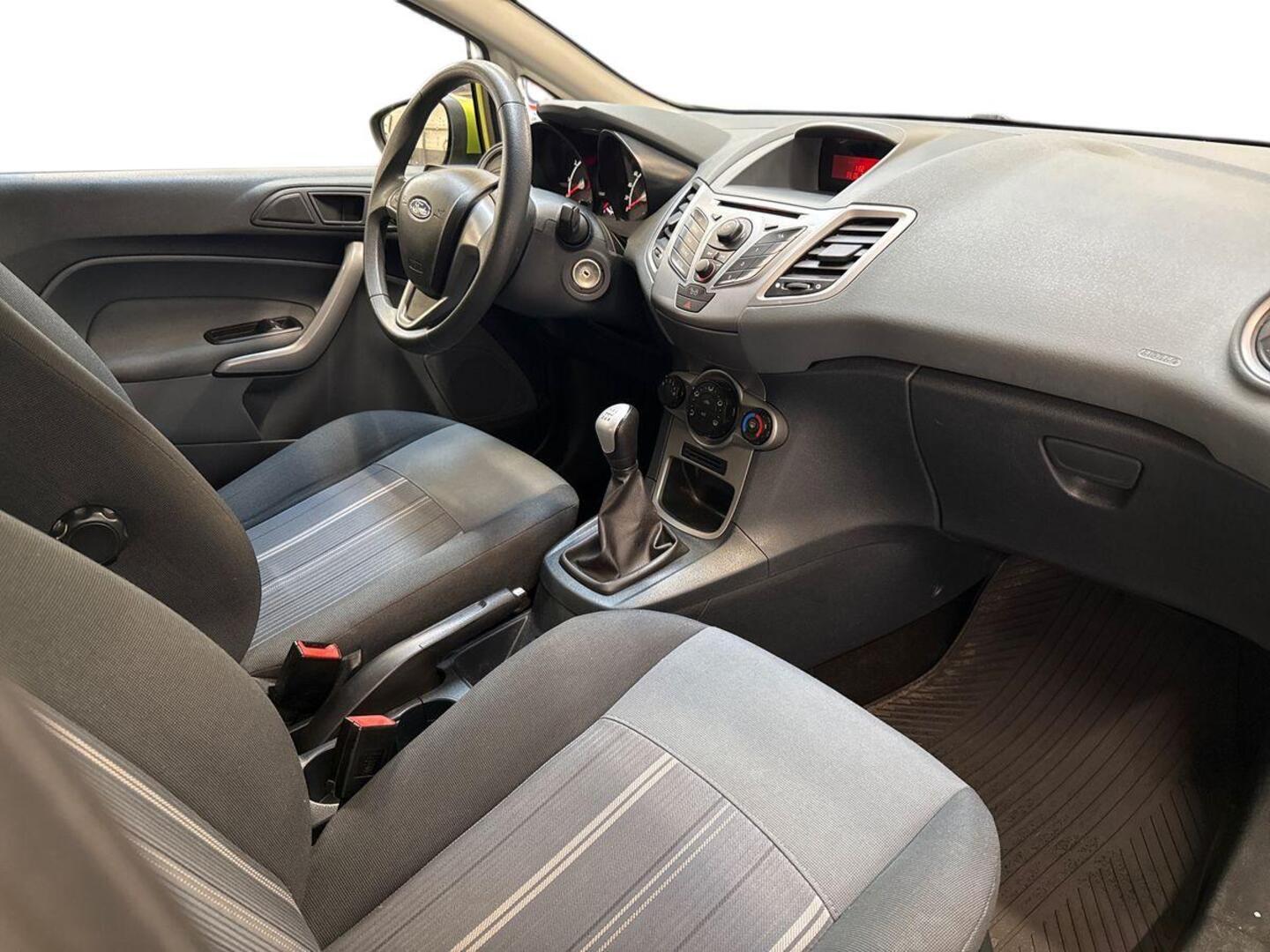FORD Fiesta 2009