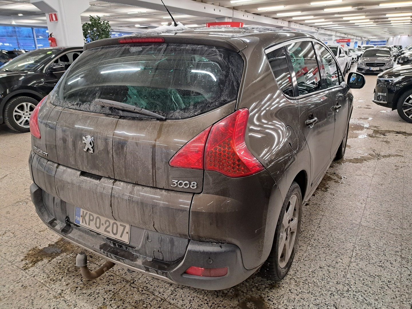 PEUGEOT 3008 2011