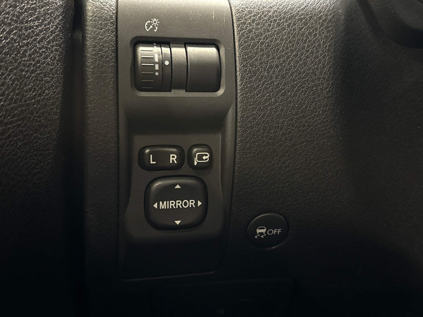 SUBARU Forester 2012