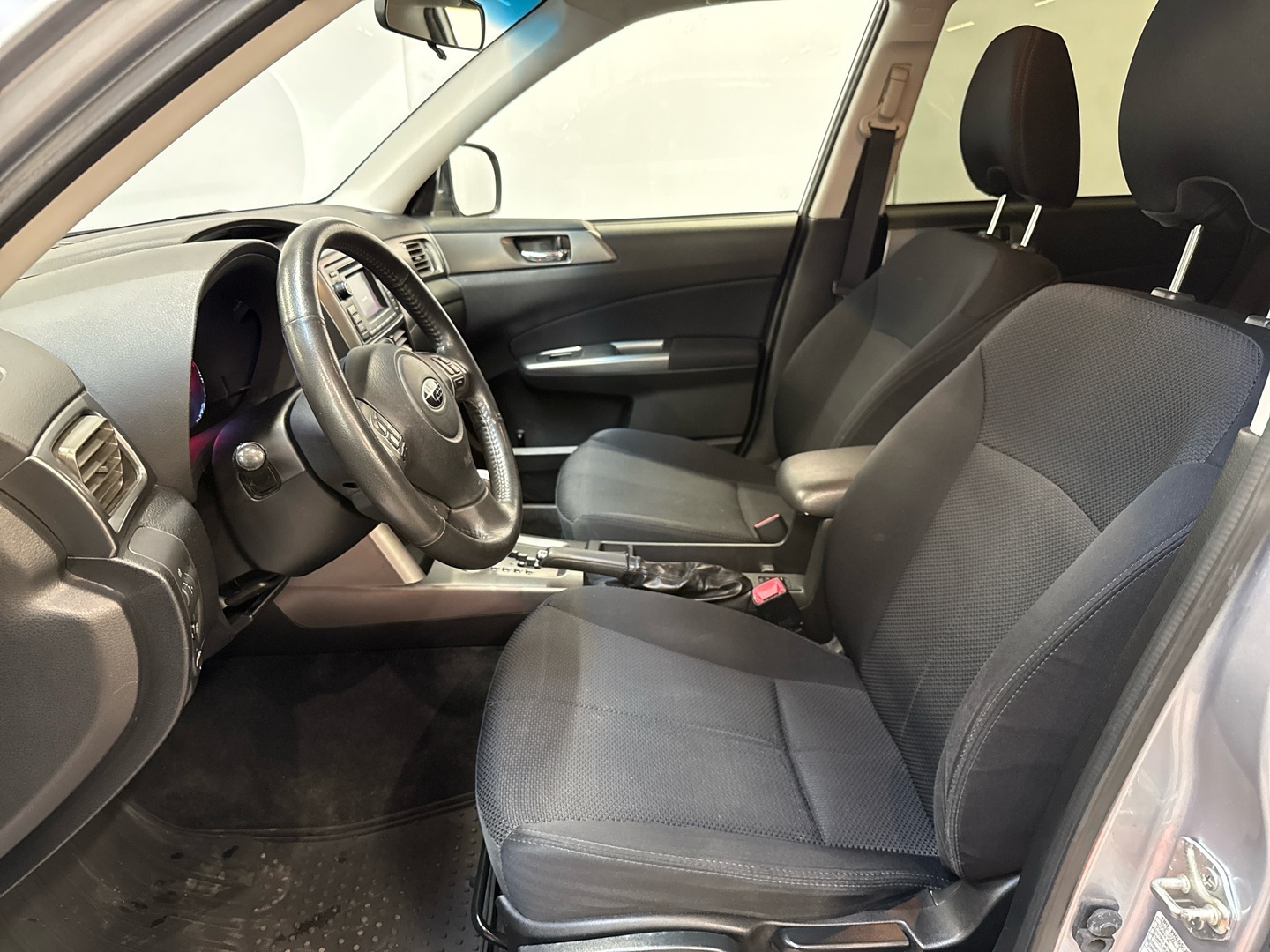 SUBARU Forester 2012